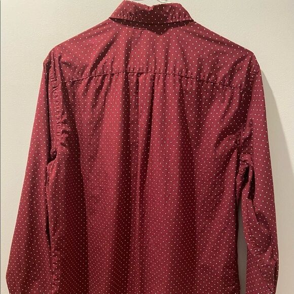 American Eagle Long Sleeve Button Down Shirt-Maroon & white polka dot Size Large - Picture 3 of 6